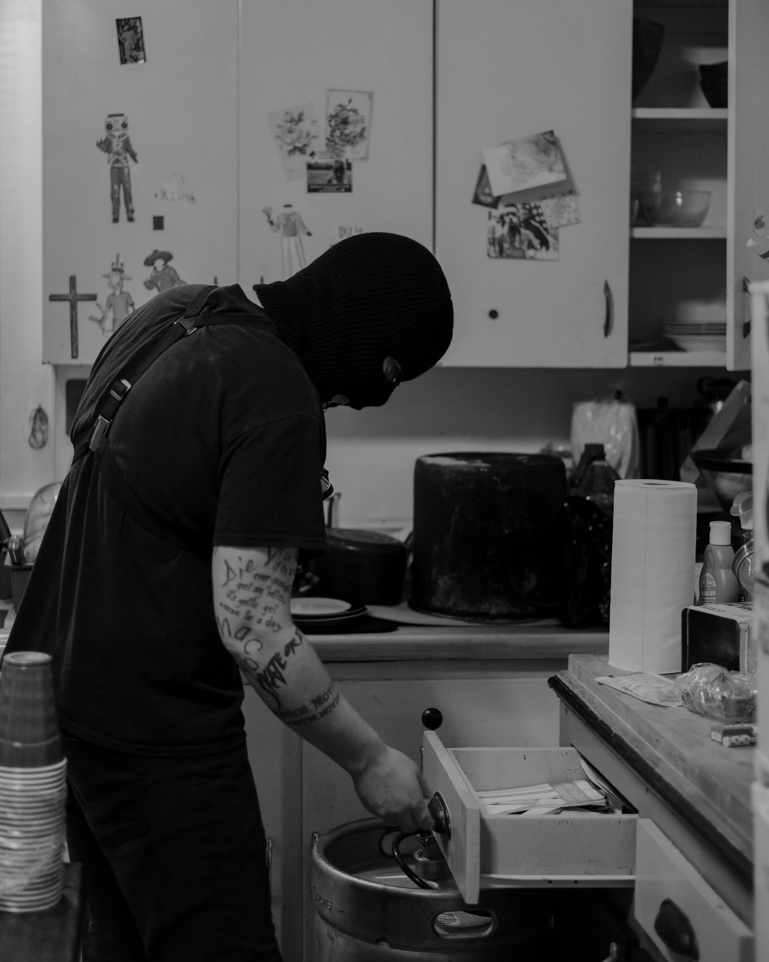 Looky Loo 2_Julies House-3.JPG