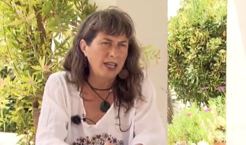      

 
   Porque la idea es evitar el daño, pero si este se produce, que entonces se asuman responsabilidades. Muchos delitos que podrían entrar dentro del espectro de Ecocidio son cometidos por grandes corporaciones multinacionales a las que solo 