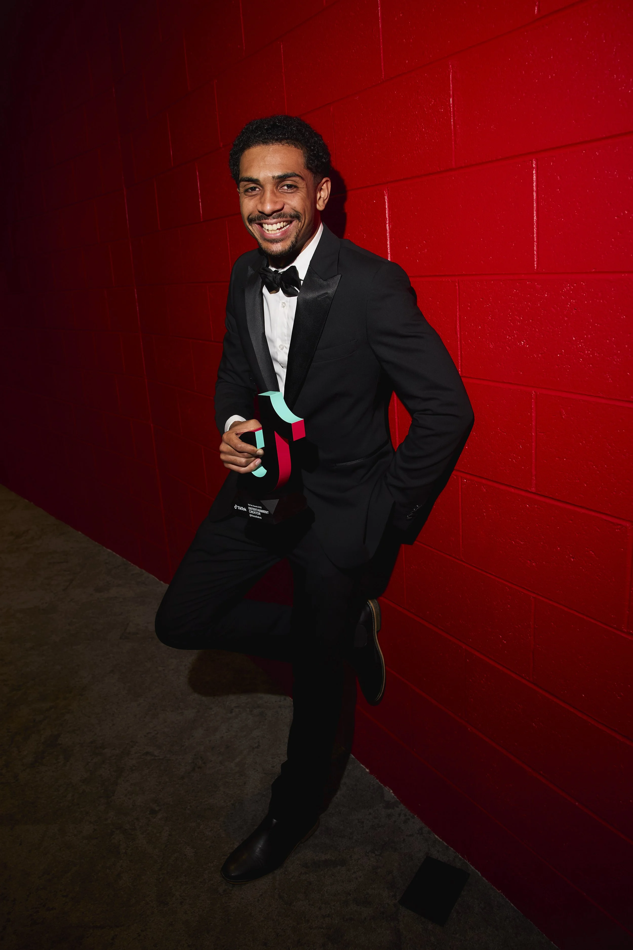 Theo Shakes Entertainment Creator of the Year(3).jpg