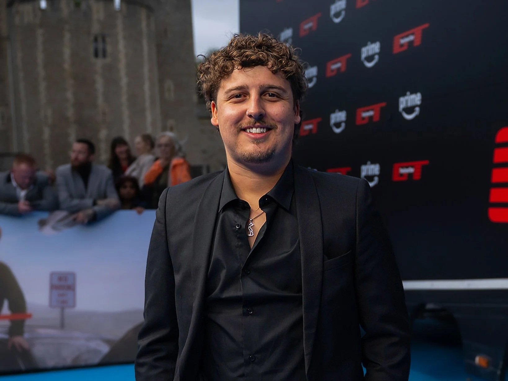 Luke Attends The Grand Tour Premiere at the Tower of London