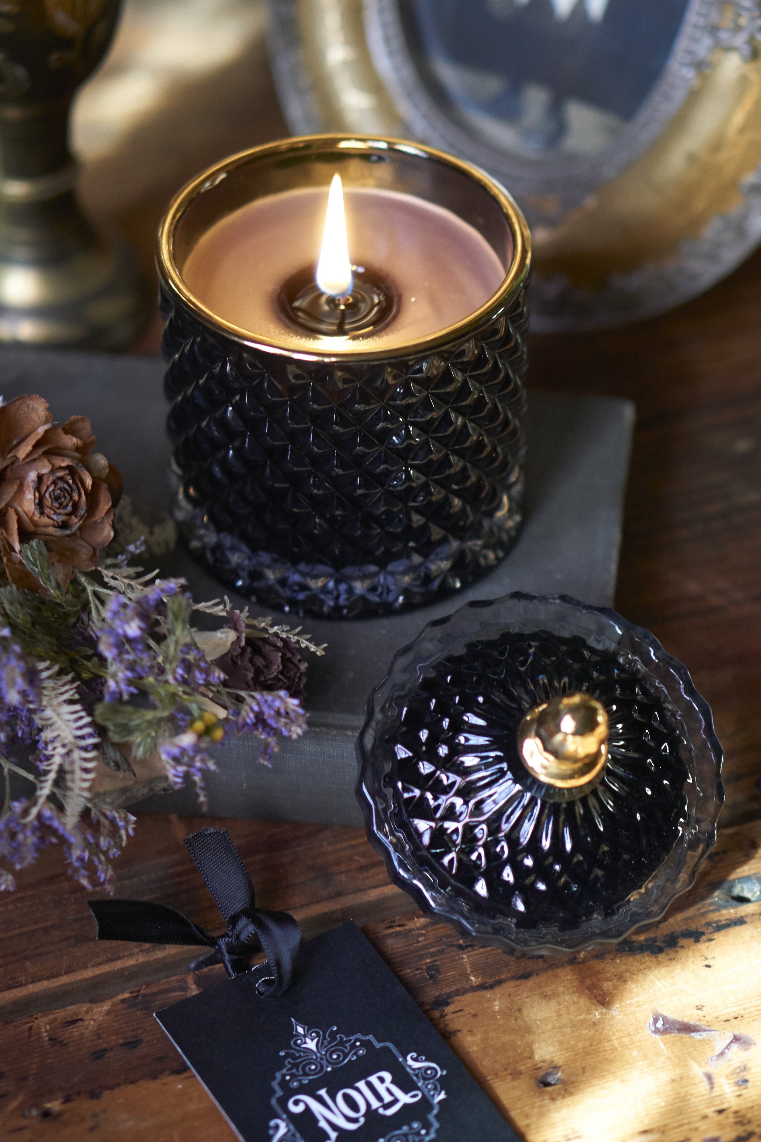 Noir Candle.jpg