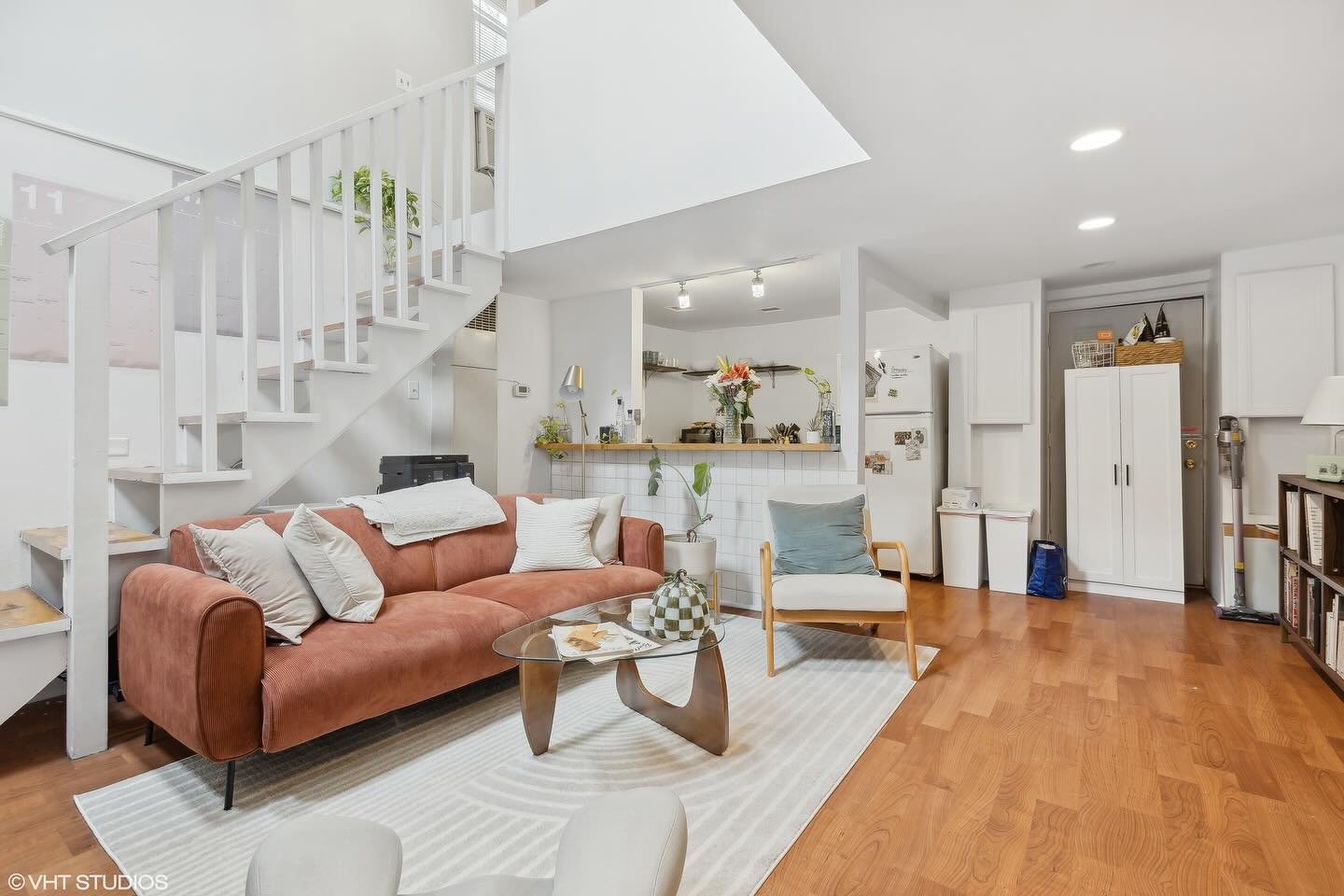Just listed!

1244 W Race Ave

$699,000

 
Excellent opportunity to own a 3 unit building in booming West Town. Configured as a 2-flat in the front building plus a free standing coach house! The front 2-flat units are both 1 bedroom 1 bathroom apartm