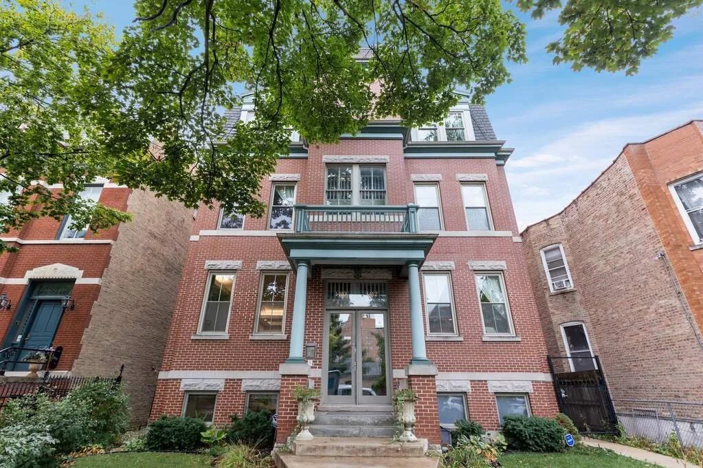 1410 N Hoyne Avenue #1A