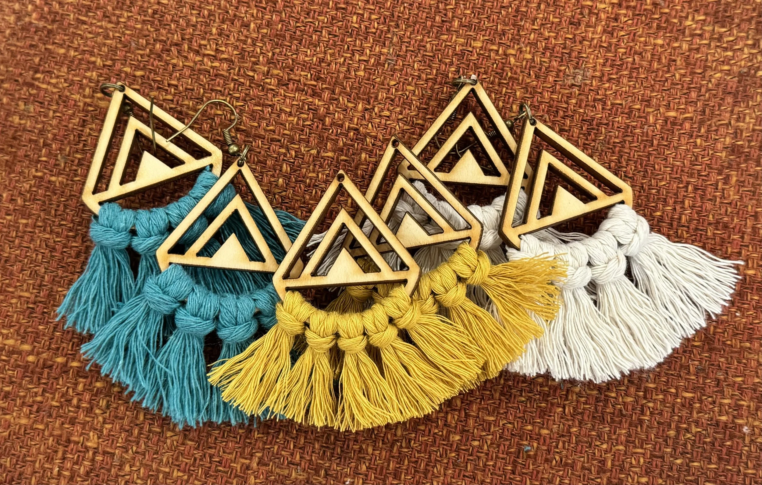 Triangle Fringe