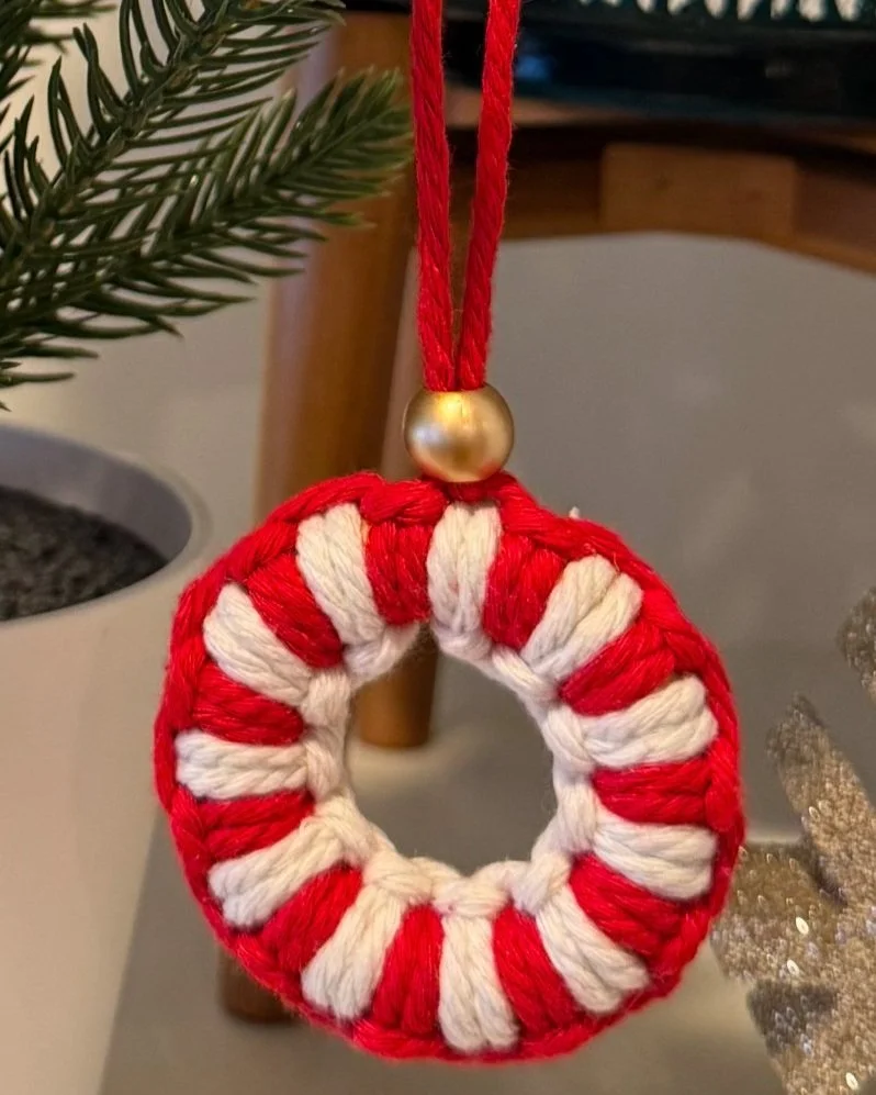Wreath ornament, handmade macrame, red and white