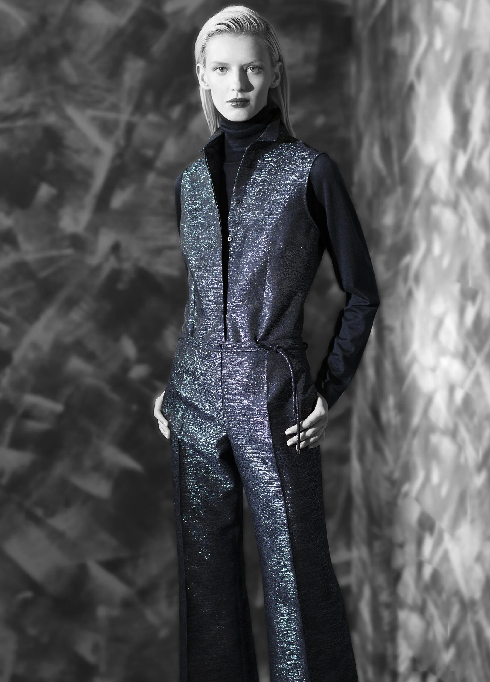 Women's pant suit lame.jpg