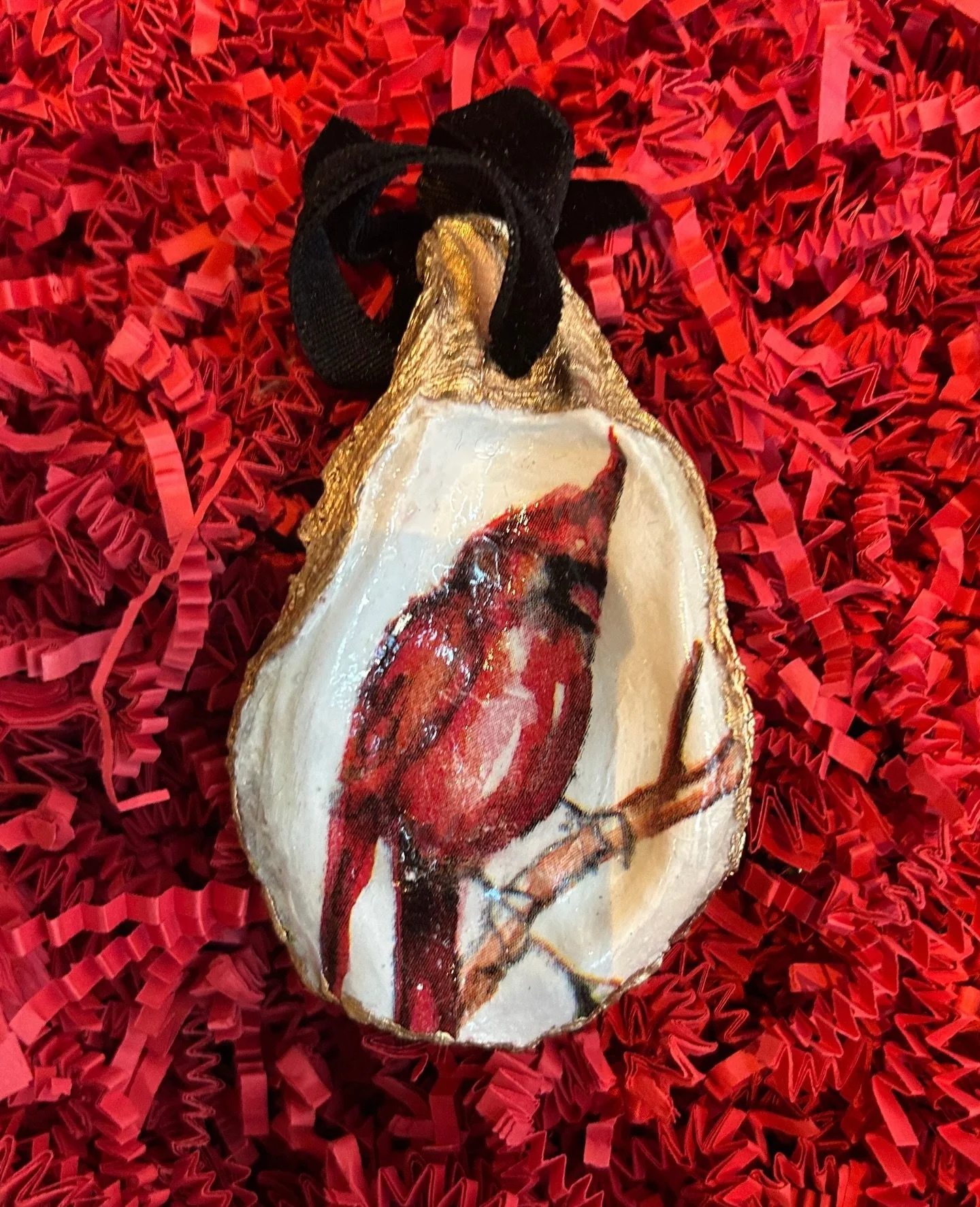 These adorable Christmas ornaments were hand-made by Kathy Reed using oyster shells from right here at The Southern Steak &amp; Oyster! ⁠
⁠
Swipe to see a few of the designs 🦪👉️⁠
⁠
Available in store only and in very limited quantities at The South