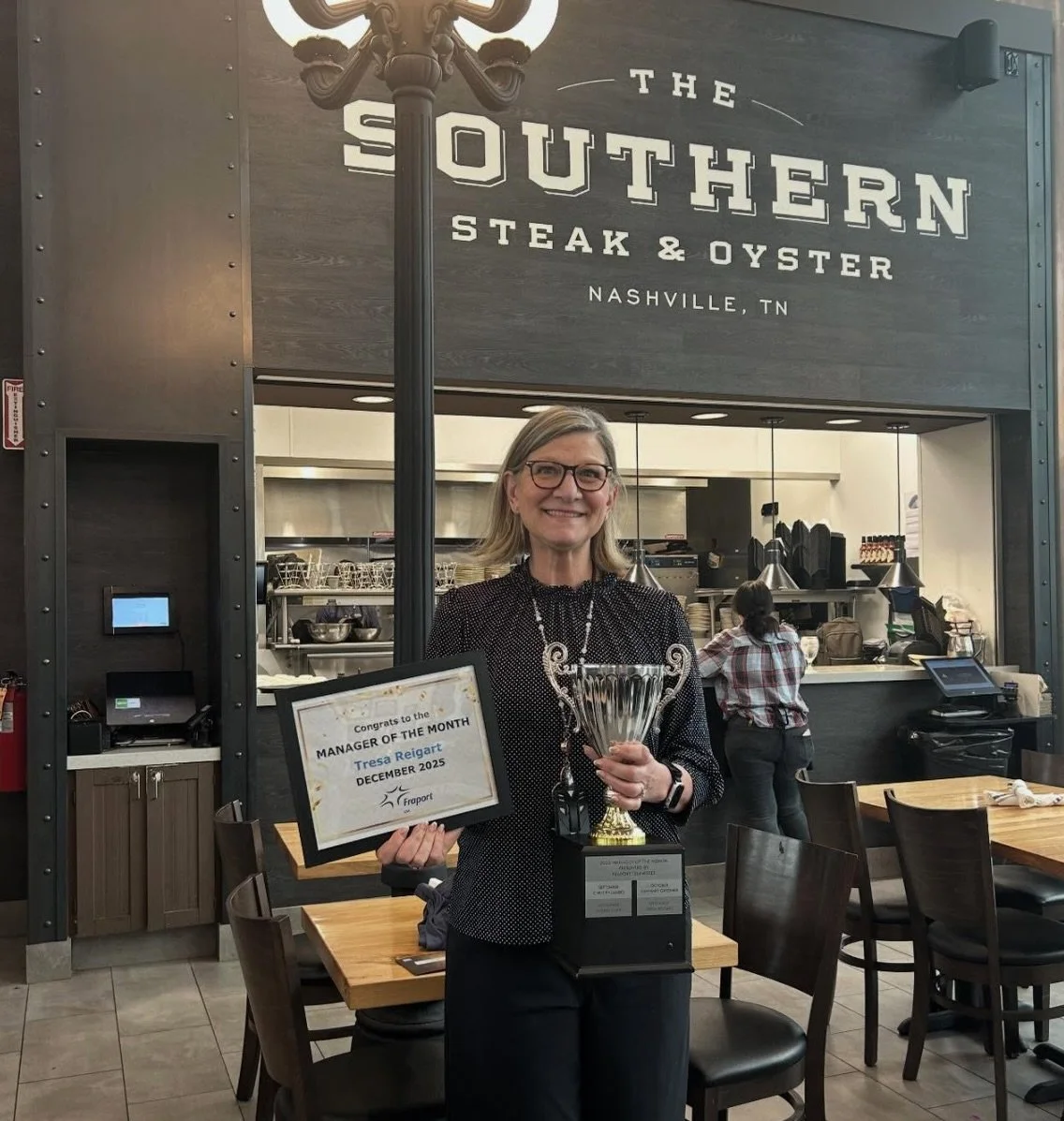 We&rsquo;d like to thank Fraport Nashville for recognizing Tresa as Manager of the Month at The Southern Steak &amp; Oyster&rsquo;s airport location!! So well deserved, congratulations Tresa. 

Repost from @fraportusa_tennessee 

Congratulations to o
