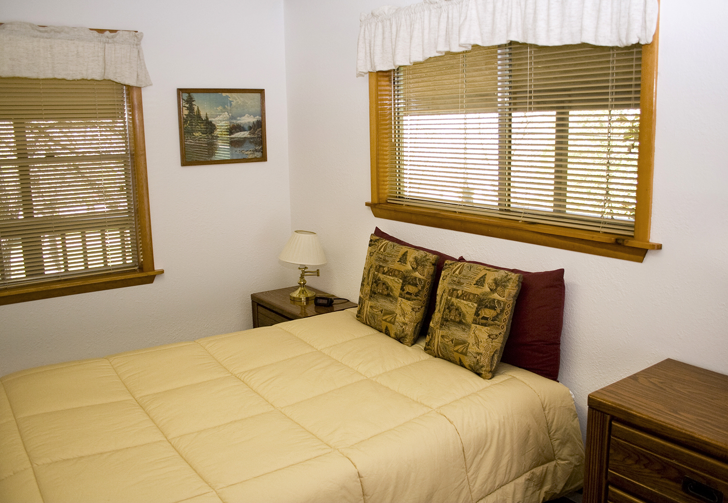 11 bedroom2.jpg