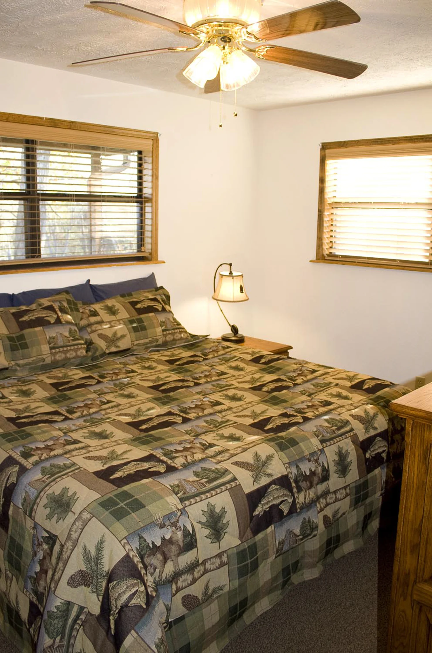 bedroom2.jpg