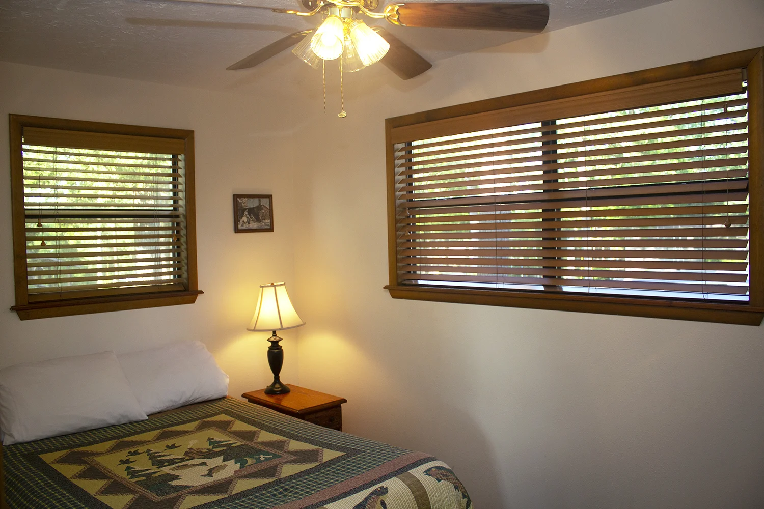 Cabin 3 bedroom 2.jpg
