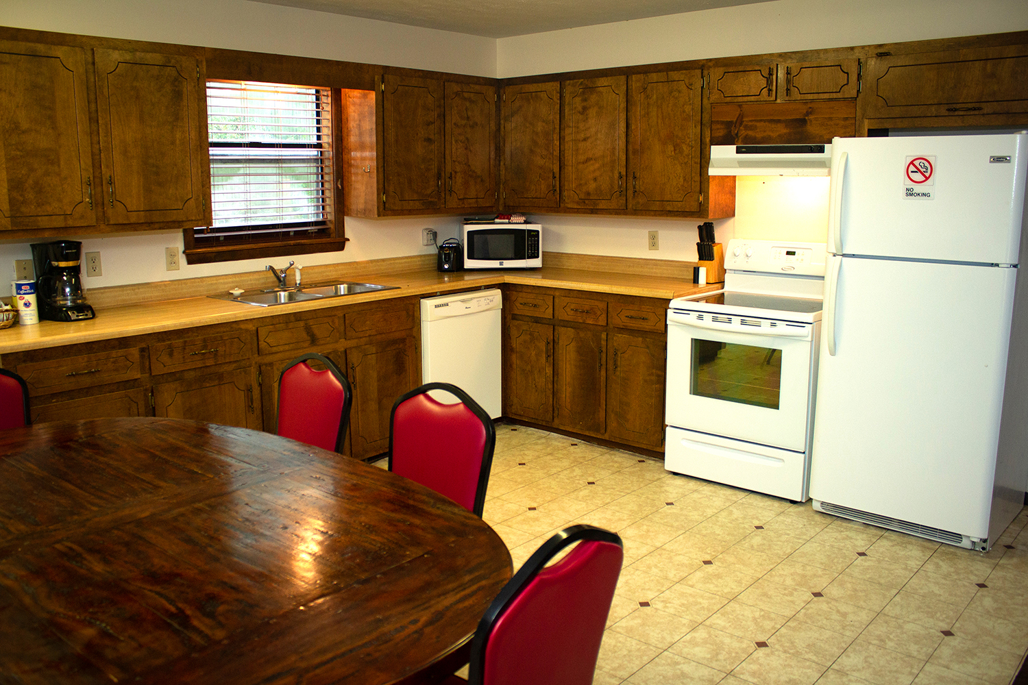 JBG Kitchen2 2019.jpg