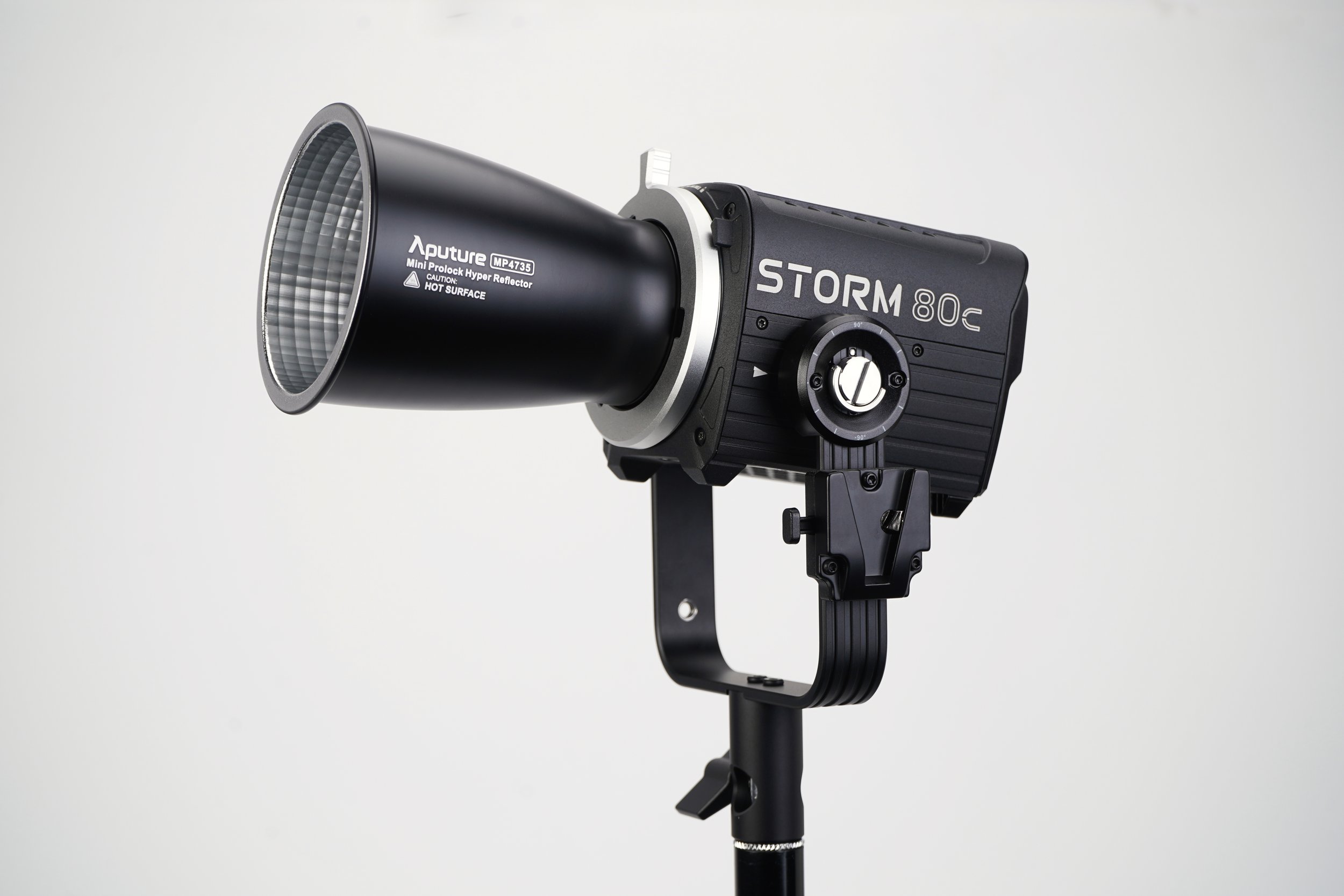 STORM 80c_001.jpg