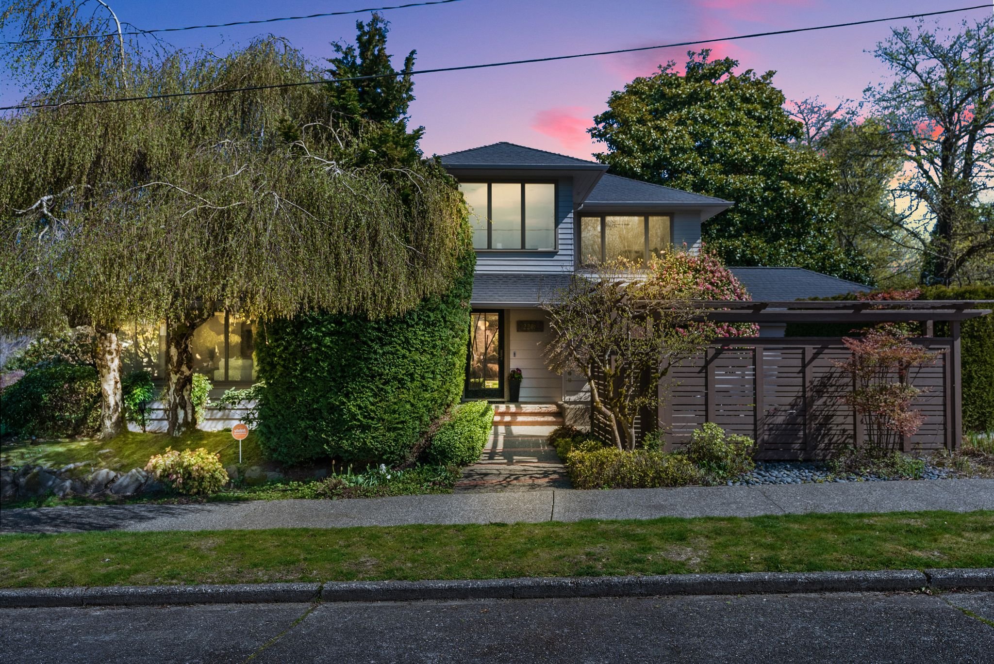 2208 50th Ave SW, Seattle, WA-3.jpg