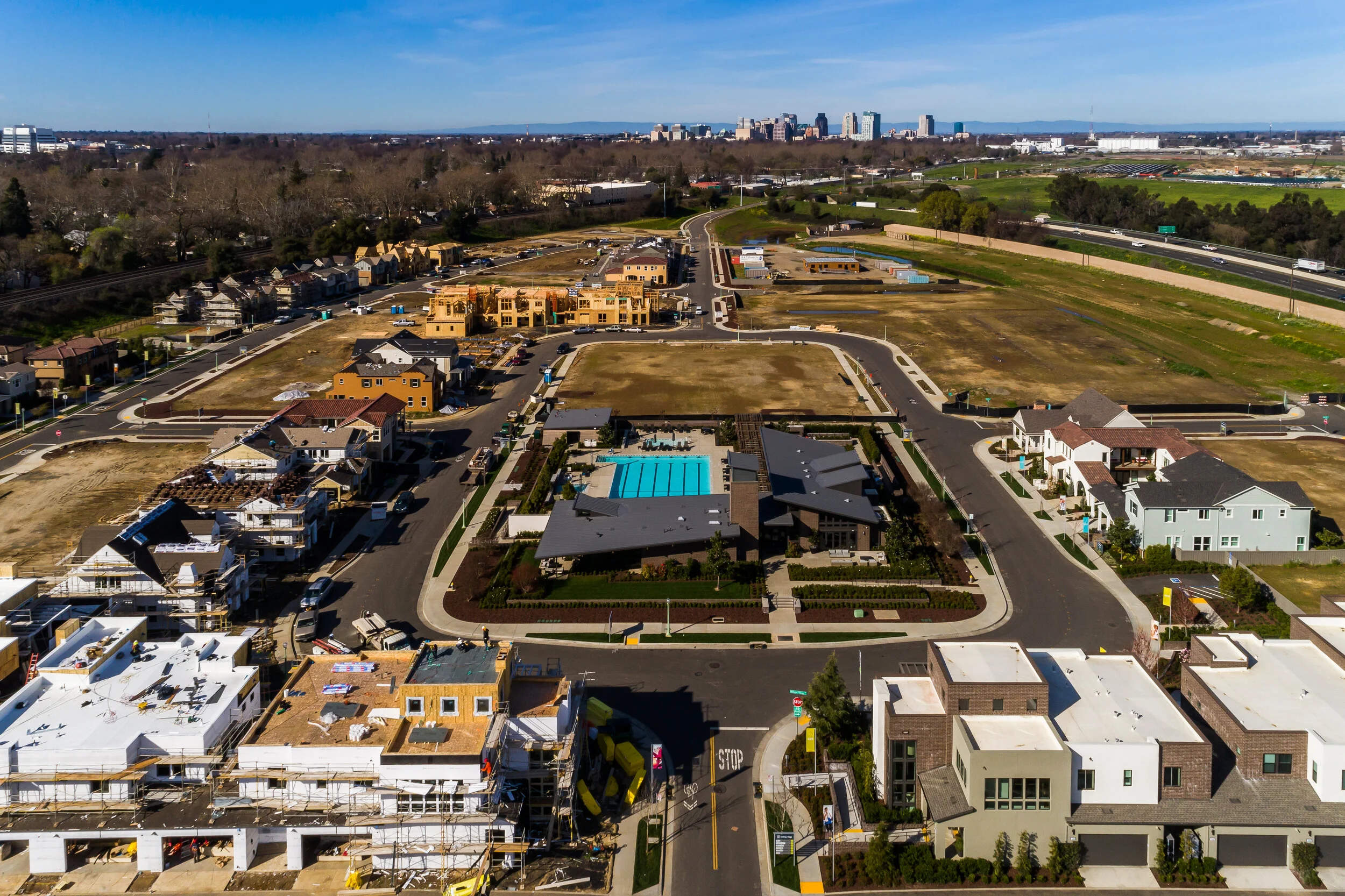 07-MV-Scene to Downtown.jpg