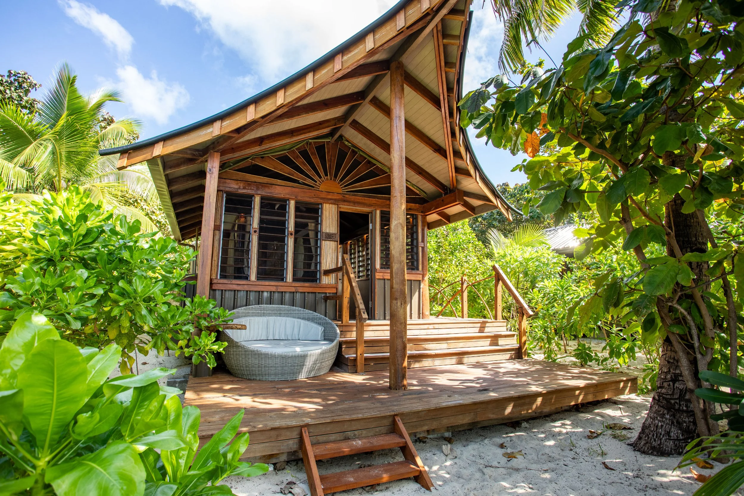 2023-06-24 Barefoot Kuata - JAM28711-HDR.jpg