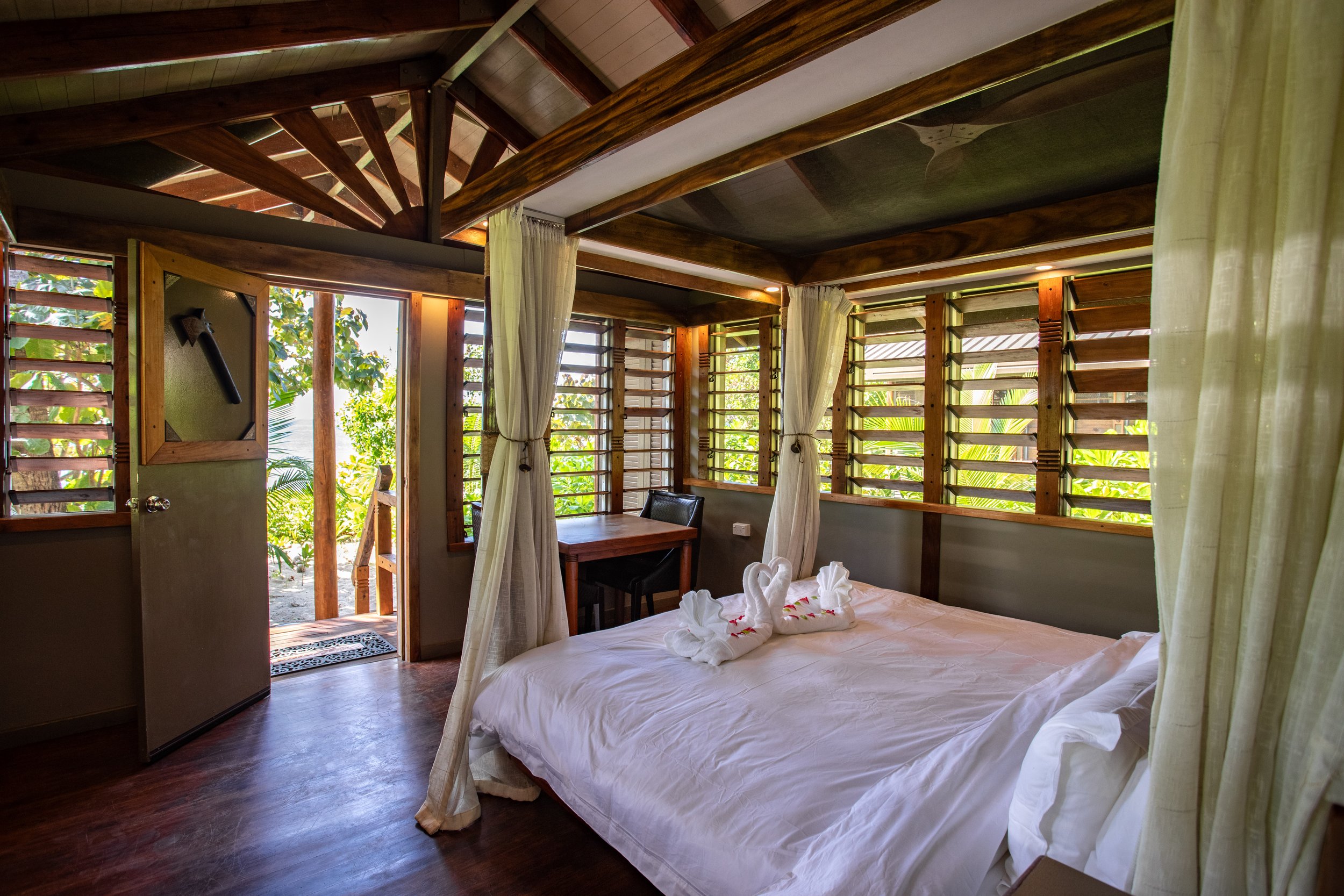 2023-06-24 Barefoot Kuata - JAM28648-HDR.jpg