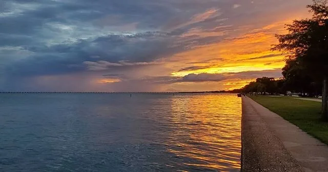 Last light before the storm. 🌞⛈