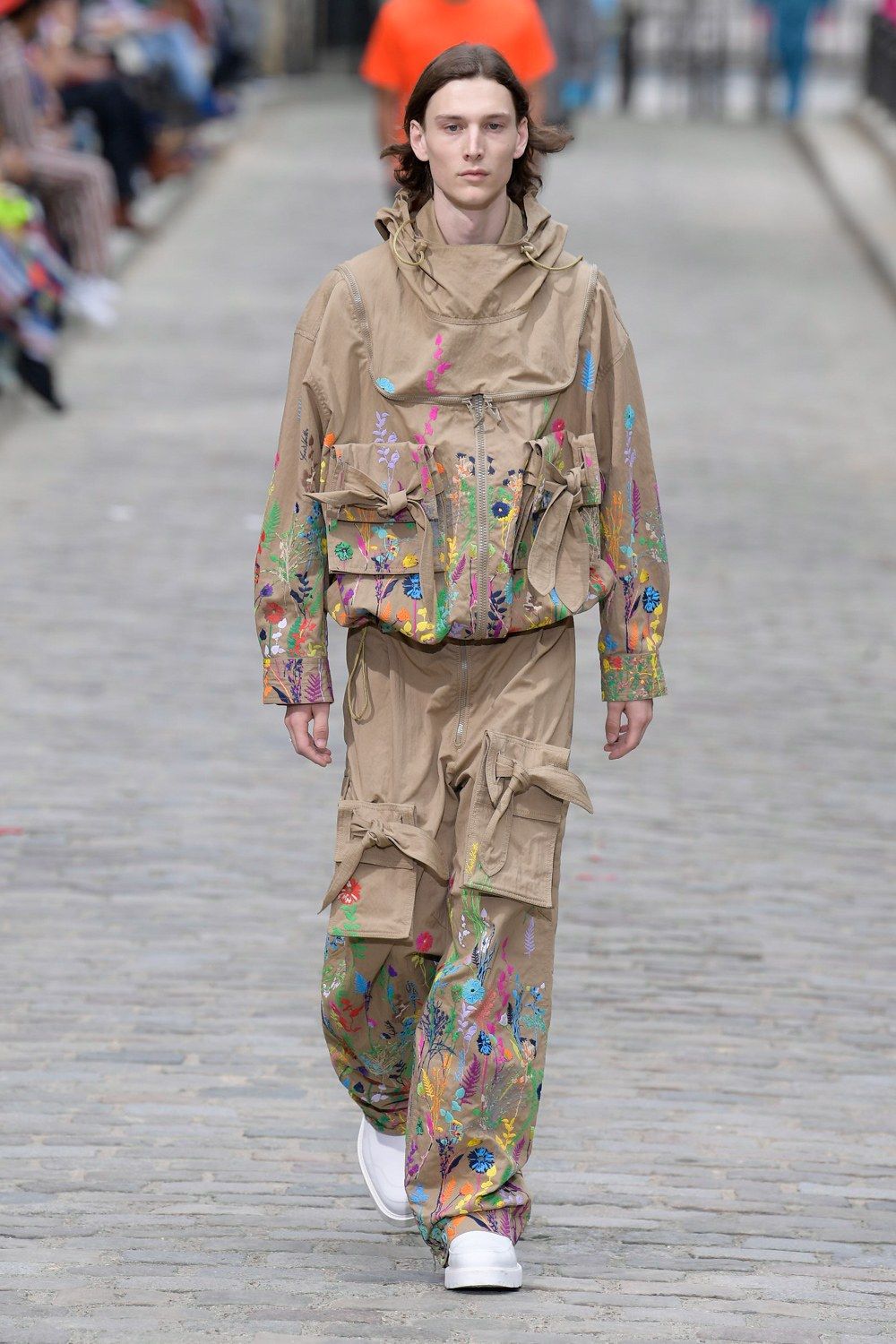https___hypebeast.com_image_2019_06_louis-vuitton-men-spring-summer-2020-paris-fashion-week-runway-show-30.jpg