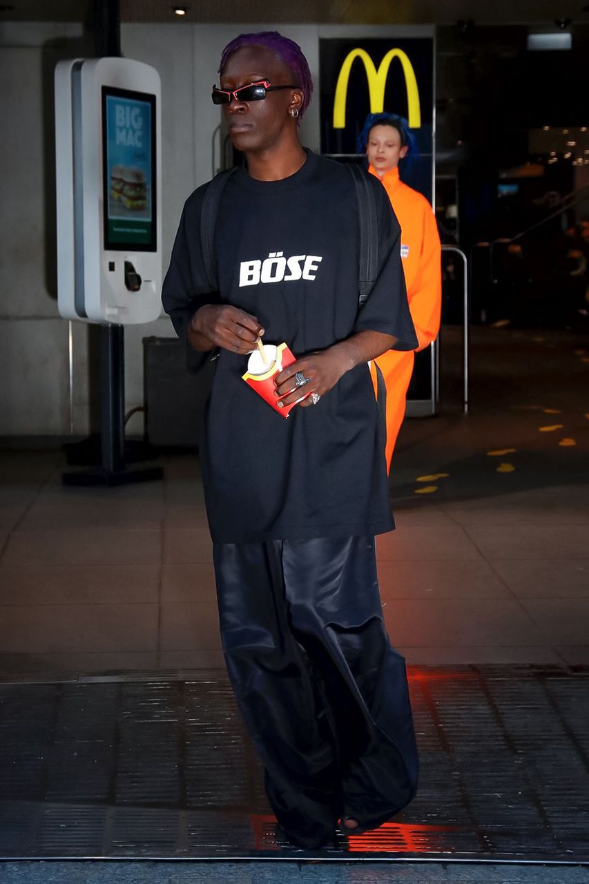 https___hypebeast.com_image_2019_06_vetements-spring-summer-2020-runway-collection-mens-pfw-34.jpg