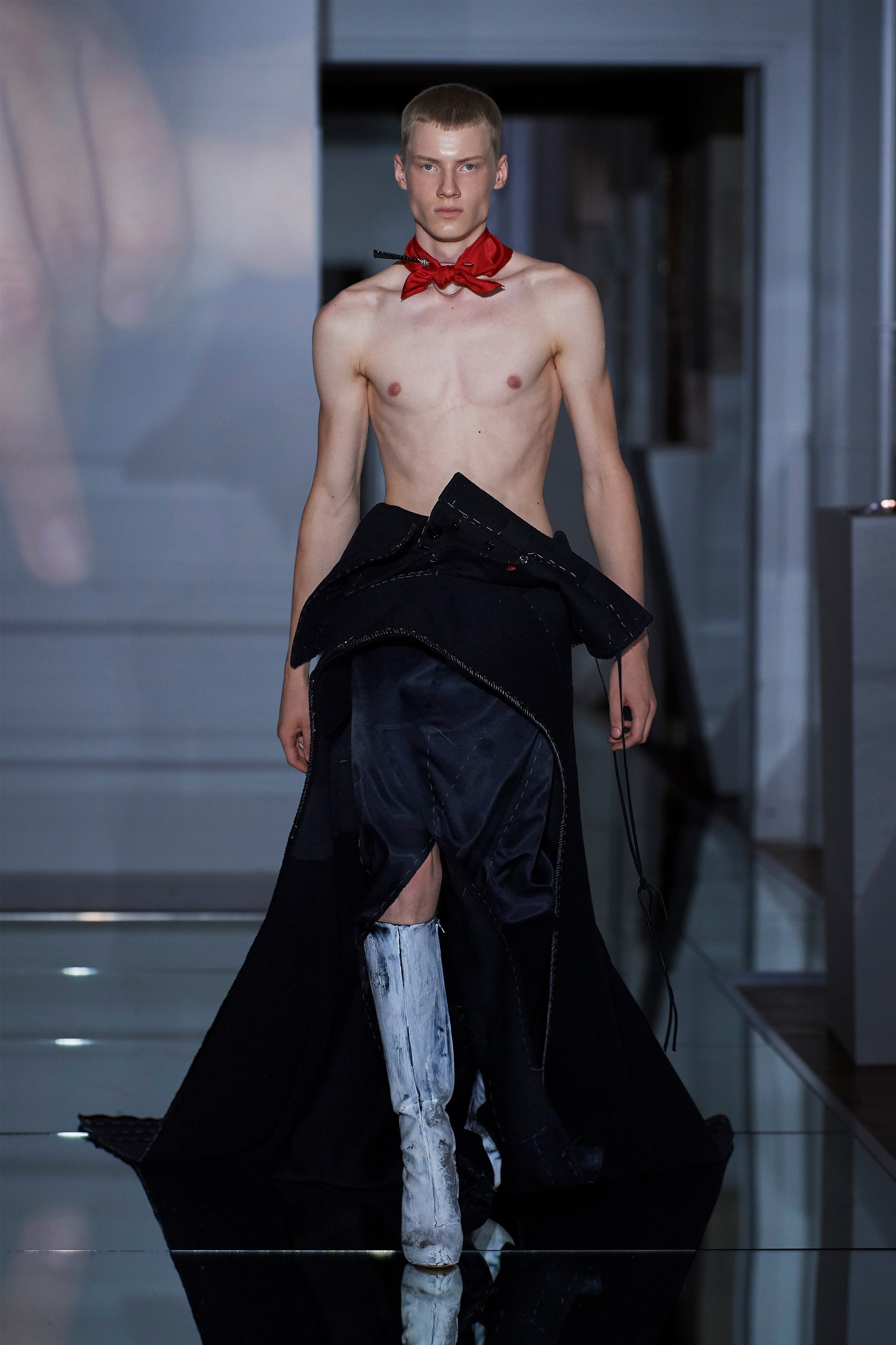 00015-Maison-Margiela-Couture-Fall-19.jpg