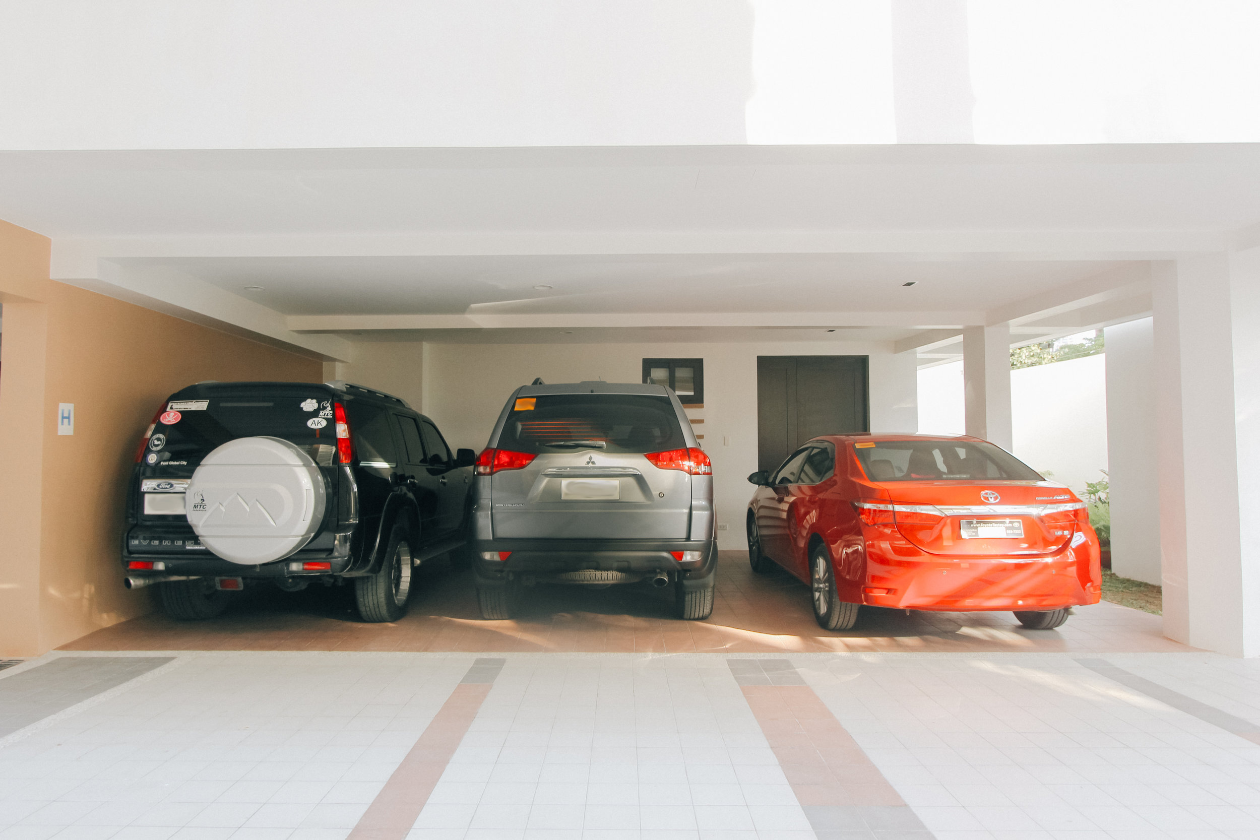 3-Car Garage