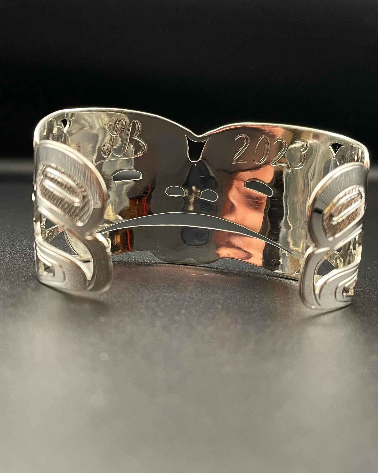 5B1319A0-8AD3-4E5D-8507-B98FD7159812