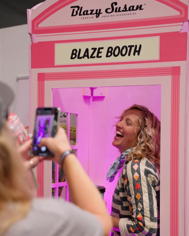 Hall of Flowers - Blazy Booth