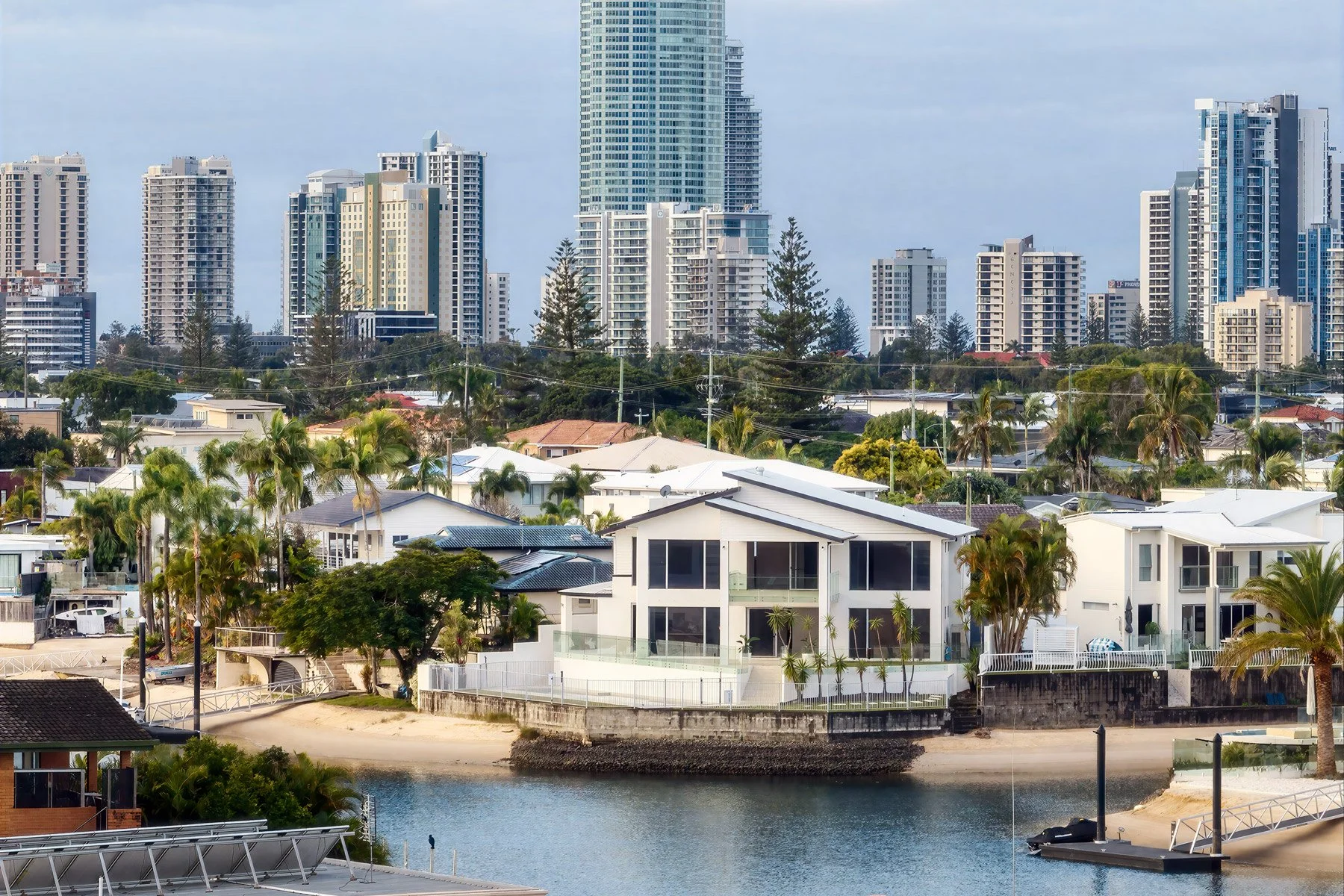 Digital-1-QLD---16-Carmel-Ct,-Broadbeach-Waters-QLD-4218,-Australia---0203.jpg