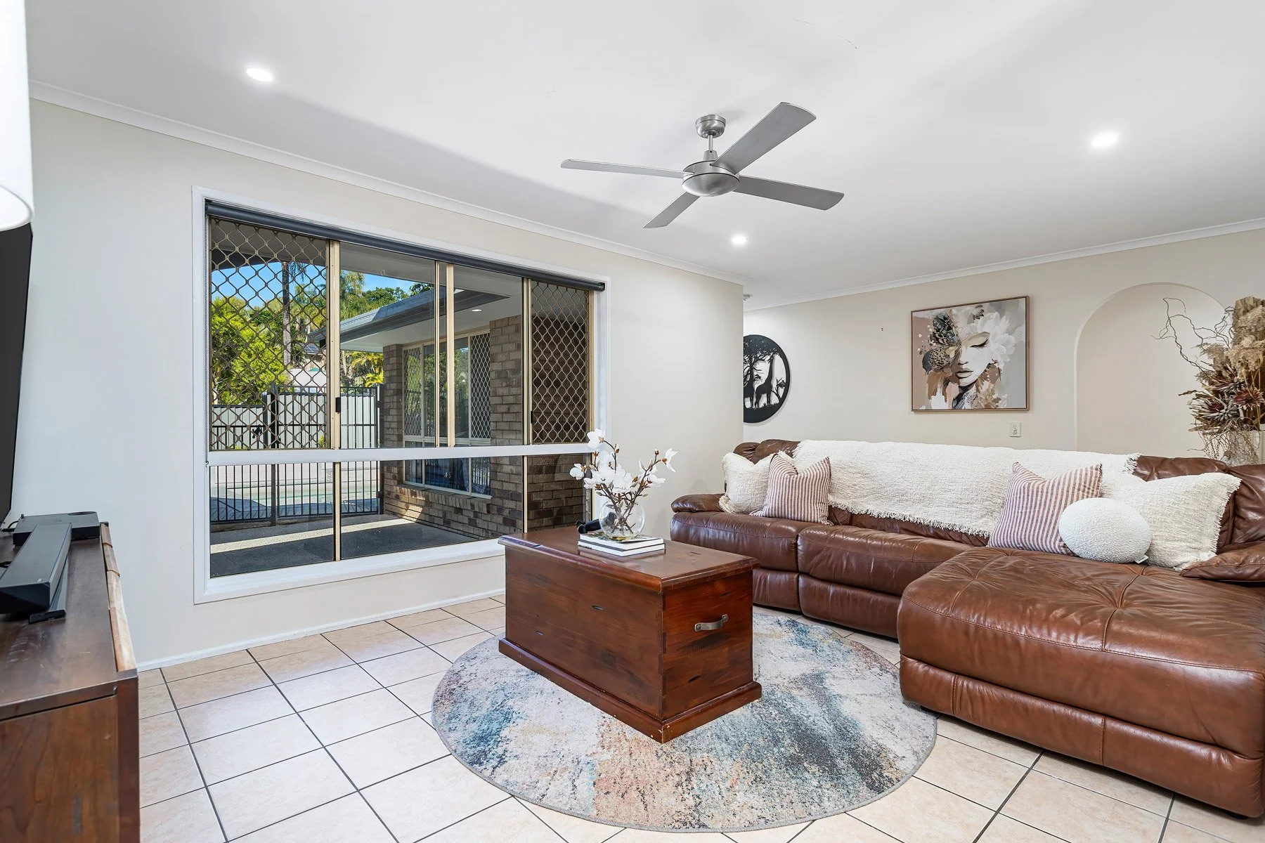 Digital-1-QLD---11-Monroe-Ct,-Oxenford-QLD-4210,-Australia---0010.jpg