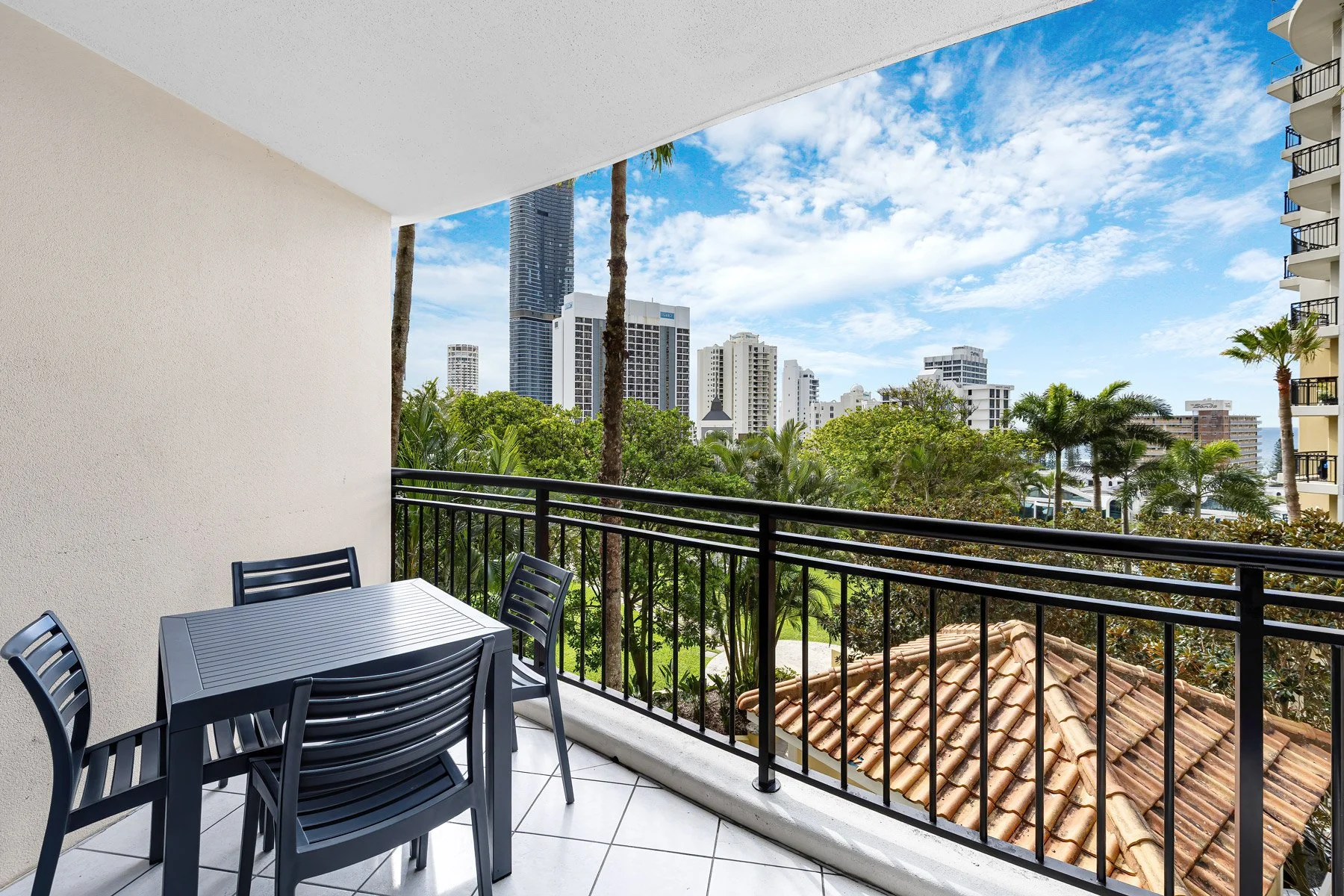 Digital-1-QLD---unit-3075-23-Ferny-Ave,-Surfers-Paradise-QLD-4217,-Australia---0007.jpg
