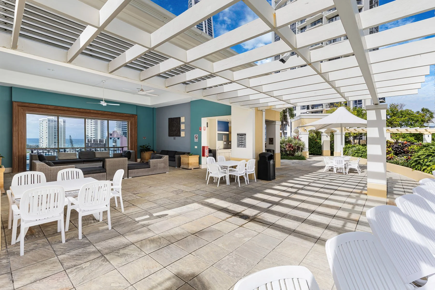 Digital-1-QLD---unit-3075-23-Ferny-Ave,-Surfers-Paradise-QLD-4217,-Australia---0003.jpg