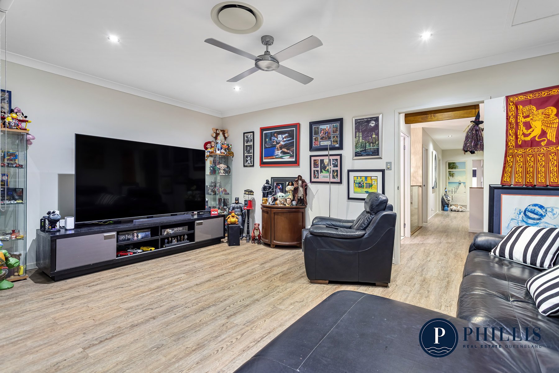 Digital-1-QLD---1-26-Eider-Ave,-Paradise-Point-QLD-4216,-Australia---0068.jpg