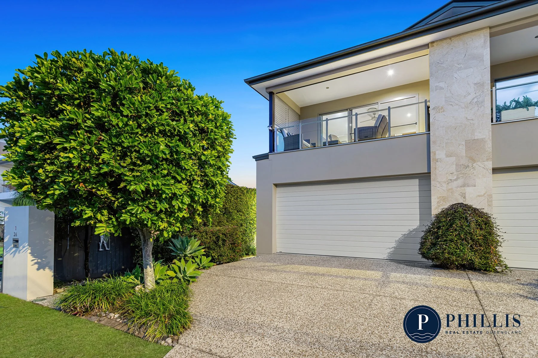 Digital-1-QLD---1-26-Eider-Ave,-Paradise-Point-QLD-4216,-Australia---0071.jpg