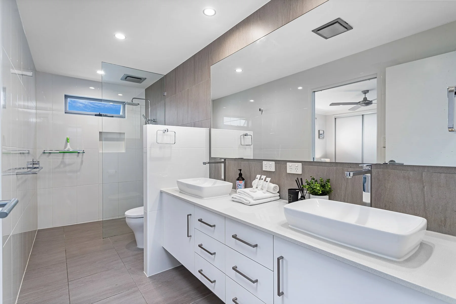 Digital-1-QLD---20-Kurrawa-Ave,-Mermaid-Waters---027.jpg