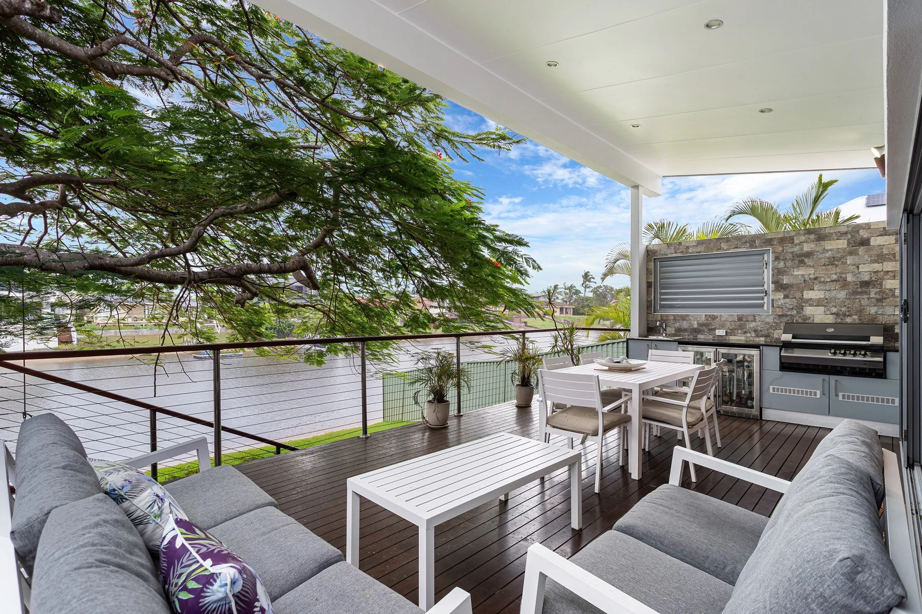 Digital-1-QLD---20-Kurrawa-Ave,-Mermaid-Waters---005.jpg