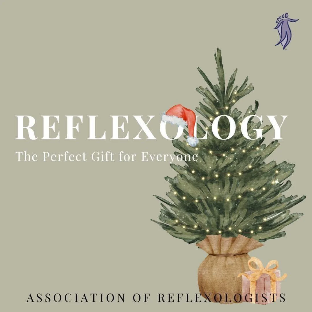 Still time to grab a gift voucher #justsaying 😉

You can collect from my treatment room up until Saturday (my last day working). Or if you want a gift voucher mailing out, then Saturday is the last guaranteed posting day🎄🙏