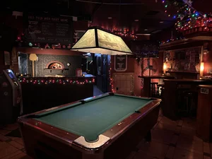 Alligator Lounge photo