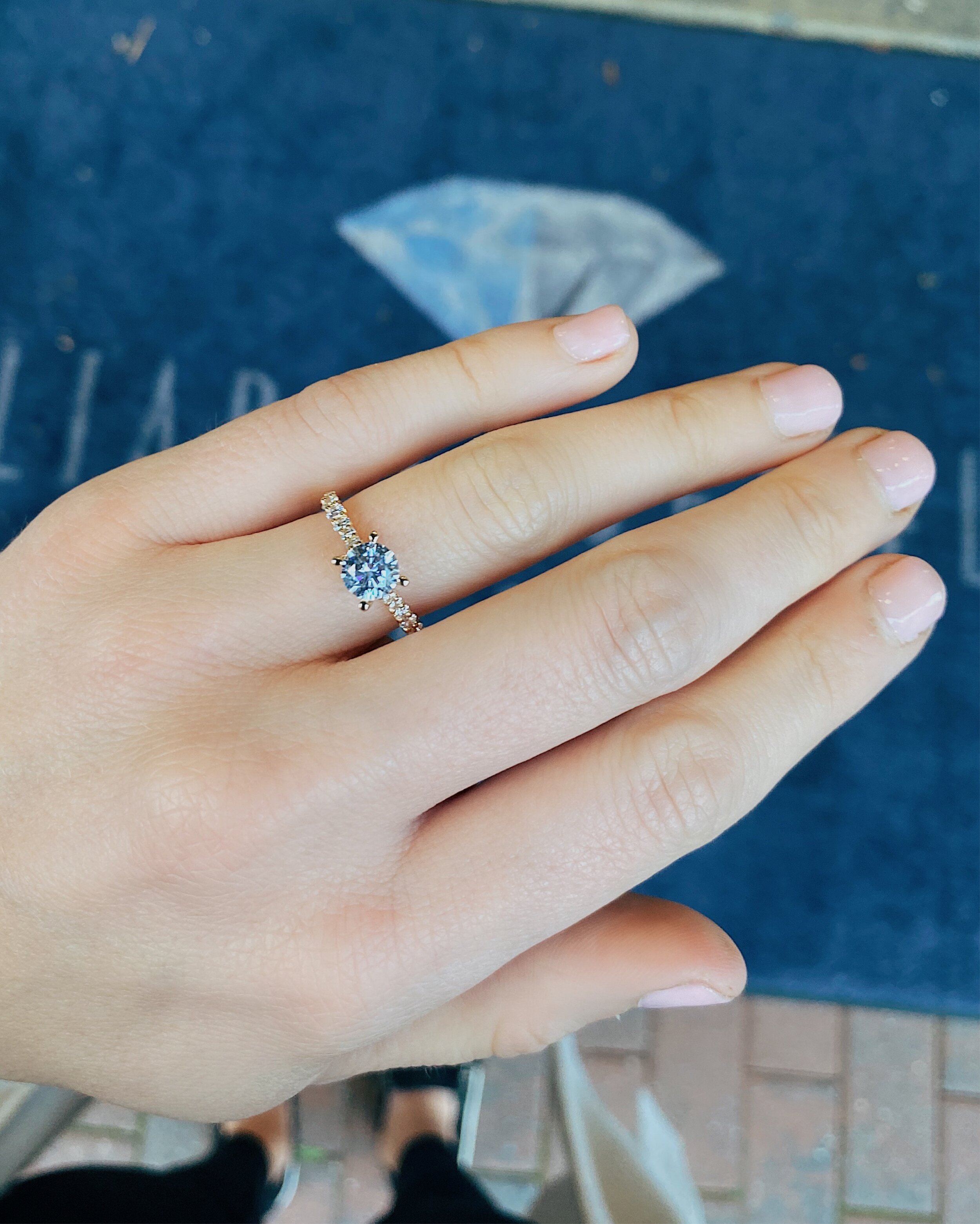 Ladies Diamond Engagement Ring