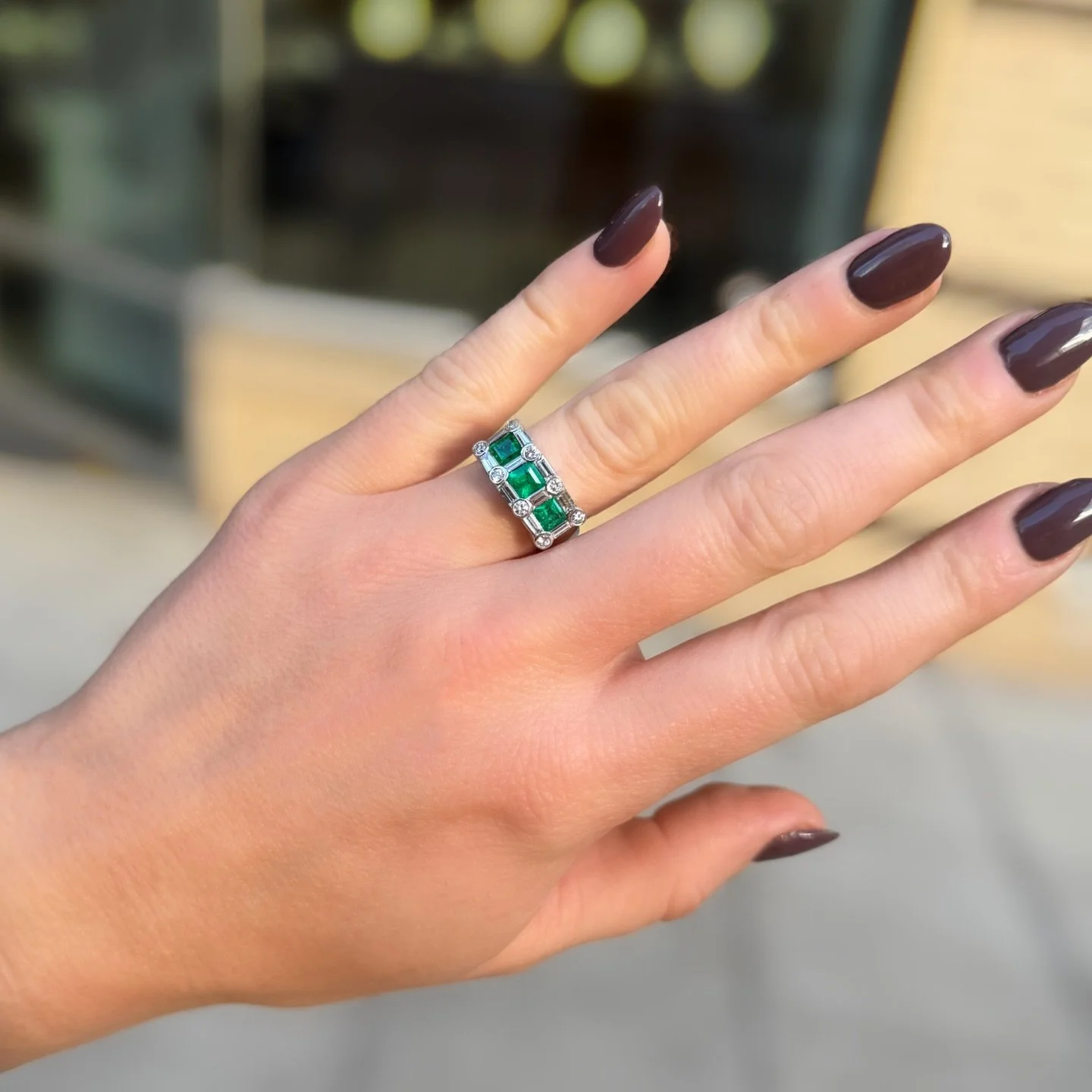 Purposefully bold or subtly refined, we have plenty of options for all of you 💍