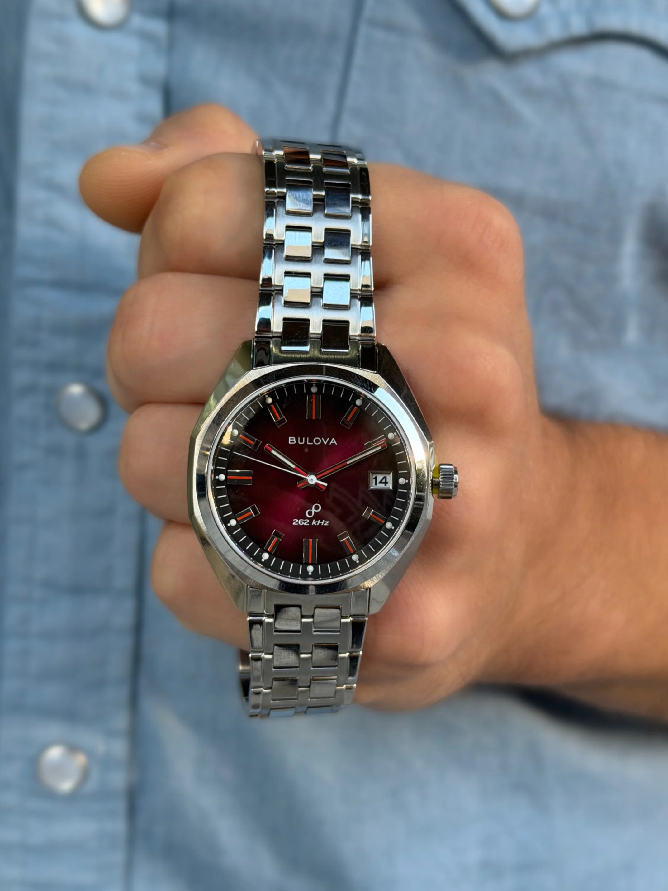 The perfect amount of class &amp; color⌚️