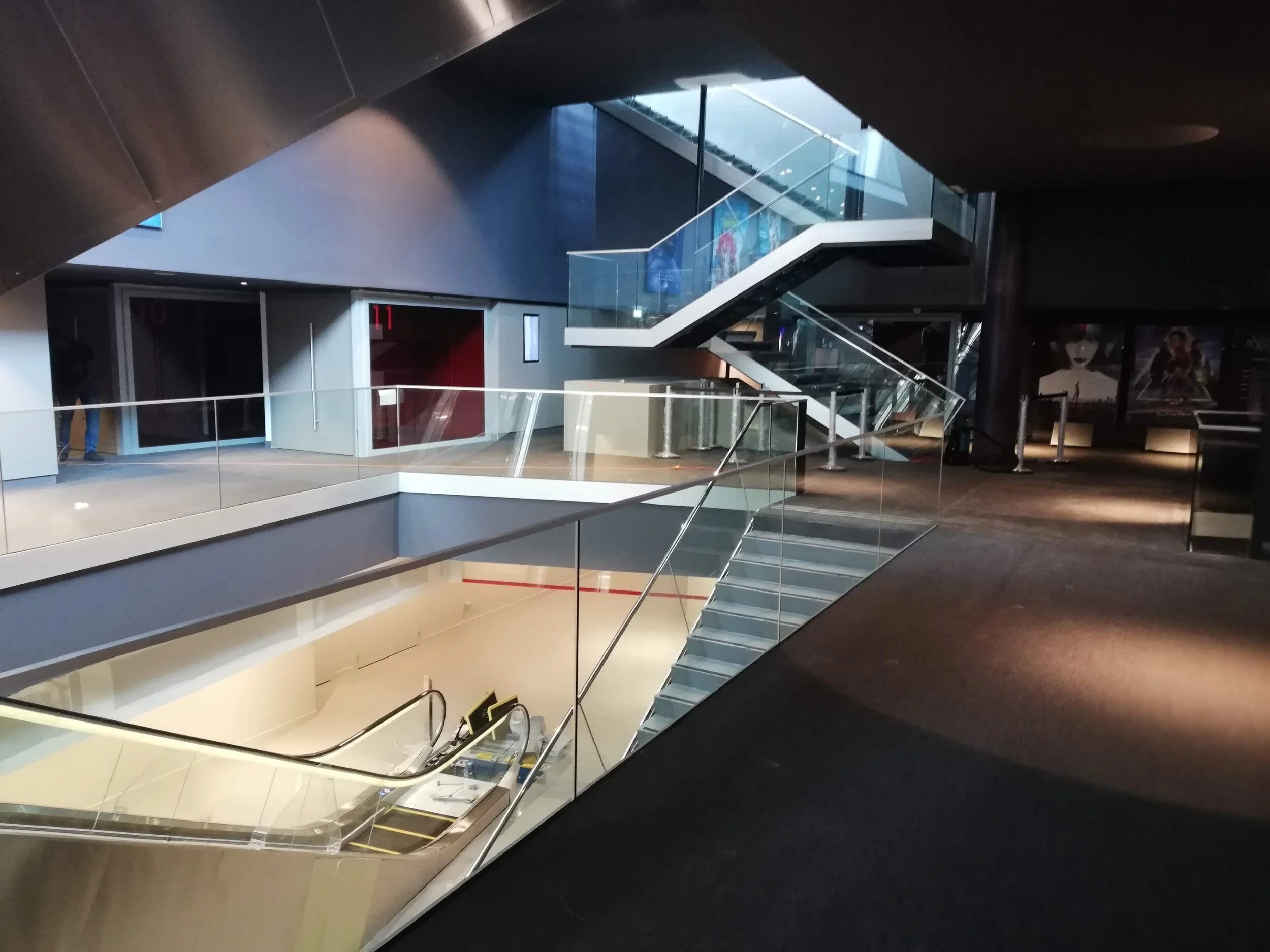 UGC CIN CIT PARLY CIN MA LE CHESNAY 78150 visual data 2