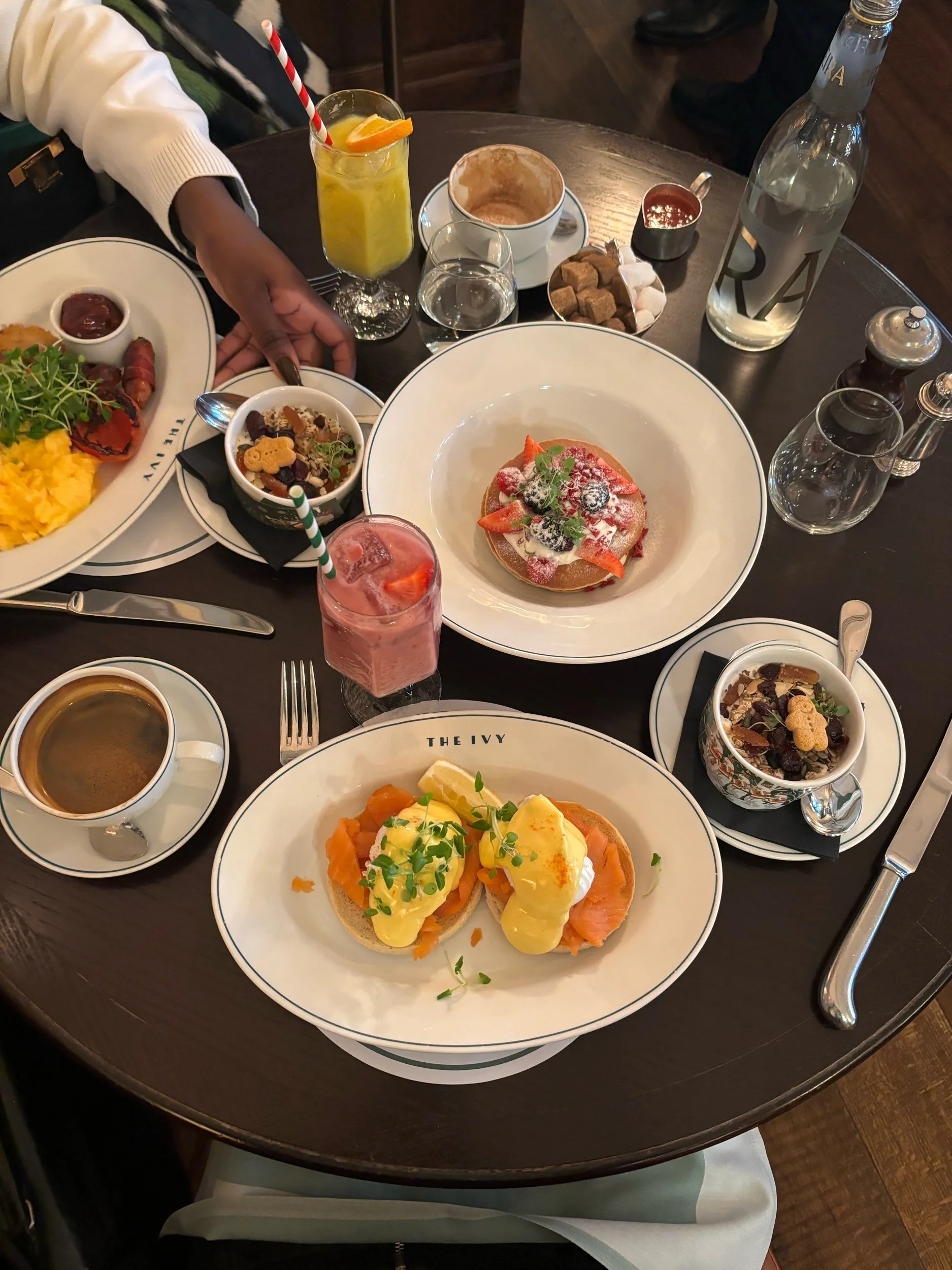 A Christmas brunch at the Ivy Canary Wharf -Meh
