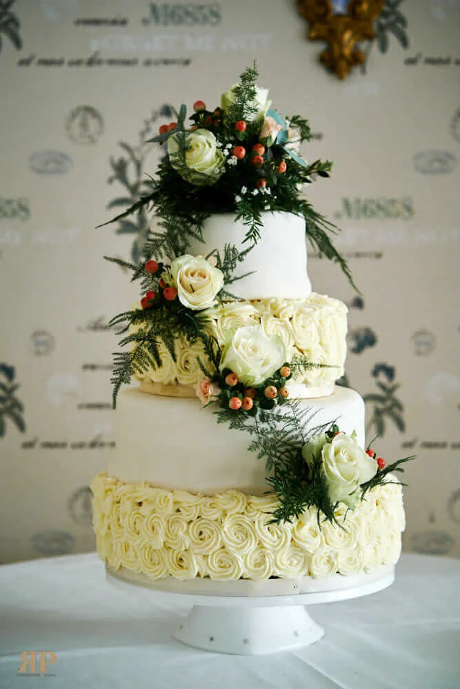 Faye Richard Wedding Red Lion Henley on Thames
