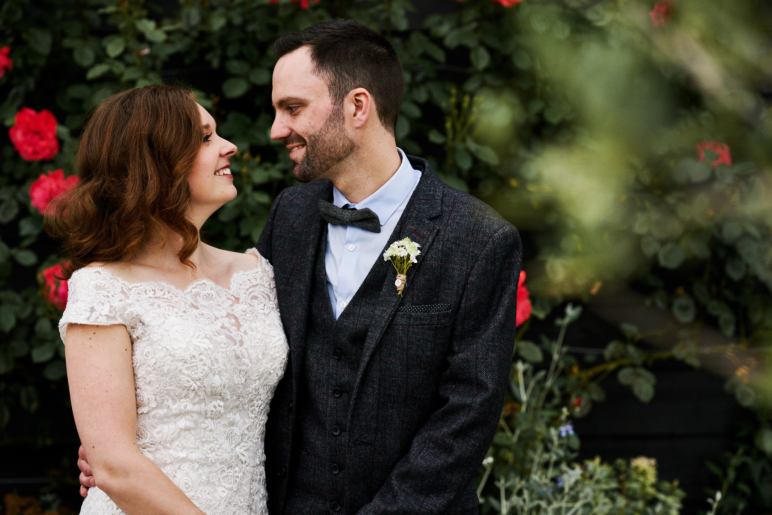 Lizzie Robin wedding at Stokes Farm Barn, Binfield