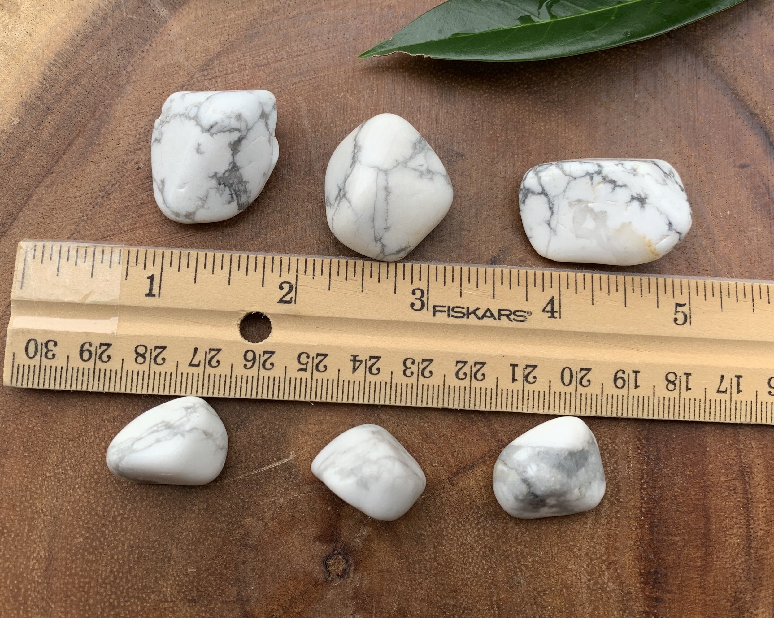 Howlite sizes.jpg