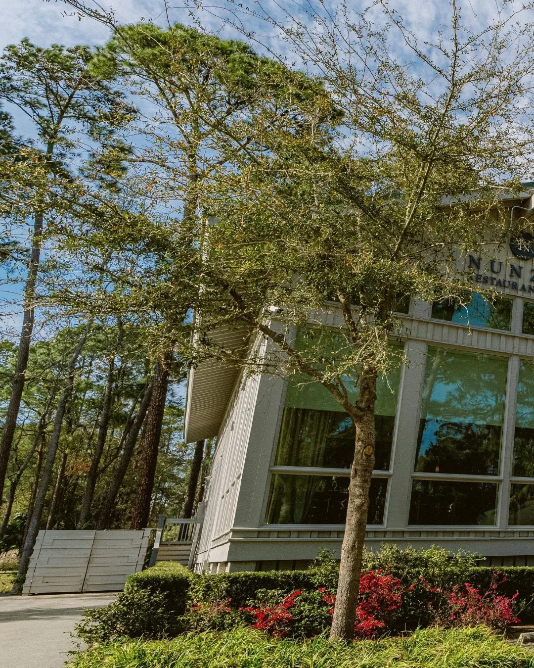 Evenings begin here. Come inside...

#italianrestaurant #hiltonheadisland #hiltonhead #italiancuisine #hiltonheadrestaurants