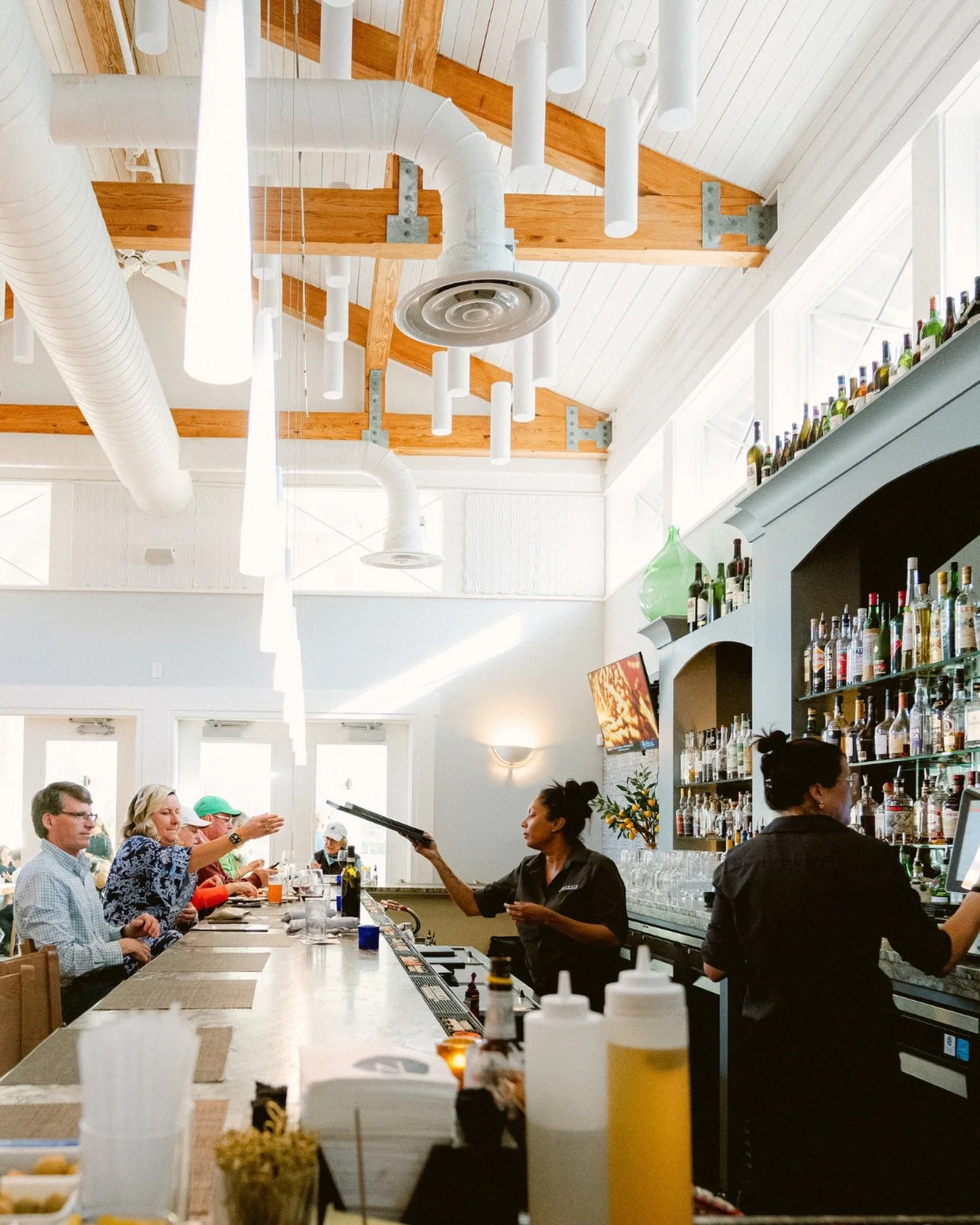 Cocktails shaking, lights glowing, and the bar waiting for the night to unfold.

#italianrestaurant #italianwine #italiancuisine #hiltonhead #hiltonheadisland