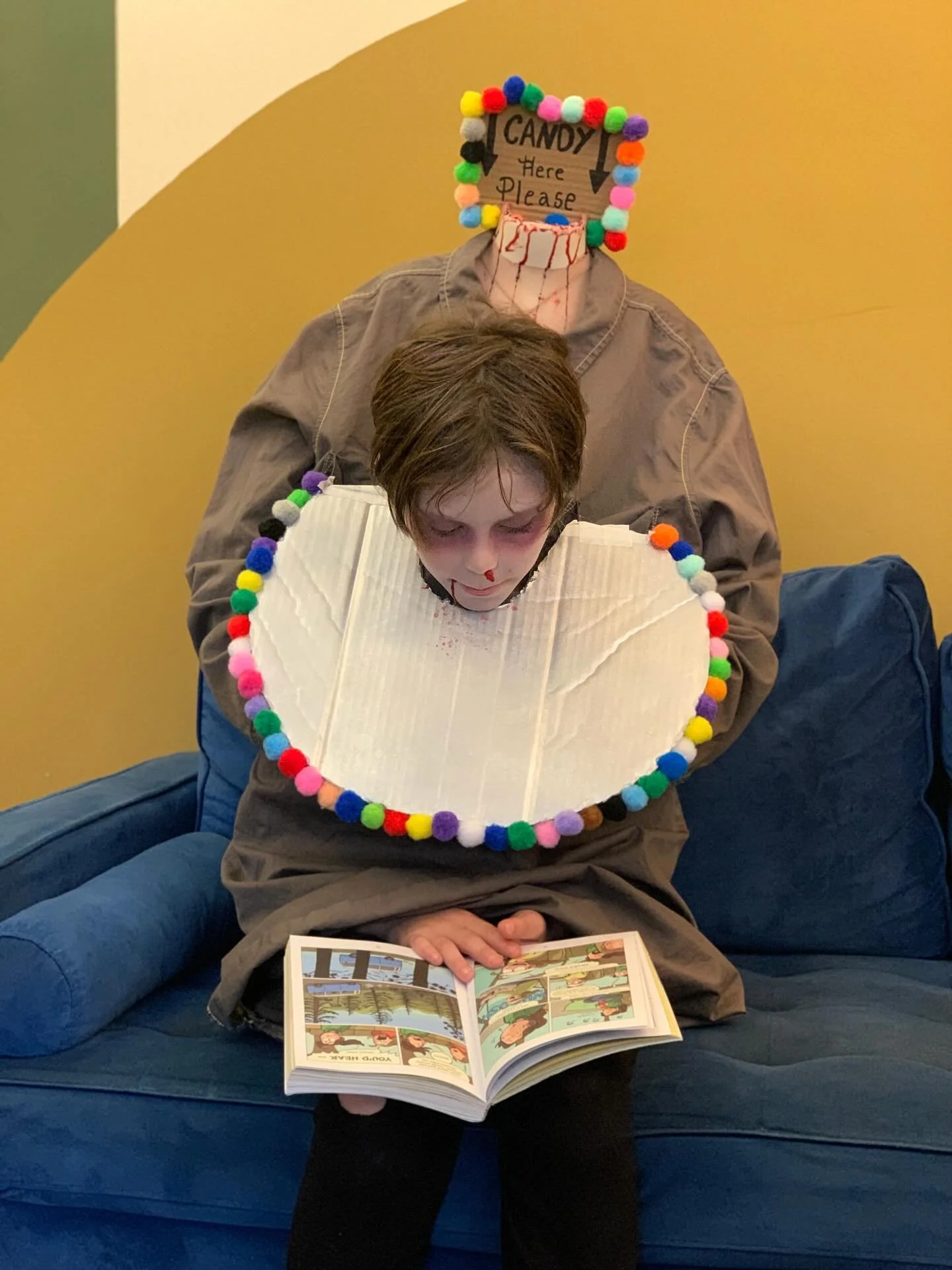 🎃 HAPPY HALLOWEEN FROM OUR GHOULS TO YOURS!🎃 
We hope everyone has a happy, safe Halloween filled with spooky frights, lots of treats and maybe just a few tricks! #HappyHalloween #october #halloweenparty #costumeparty #thehangoutpdx #elementaryart 