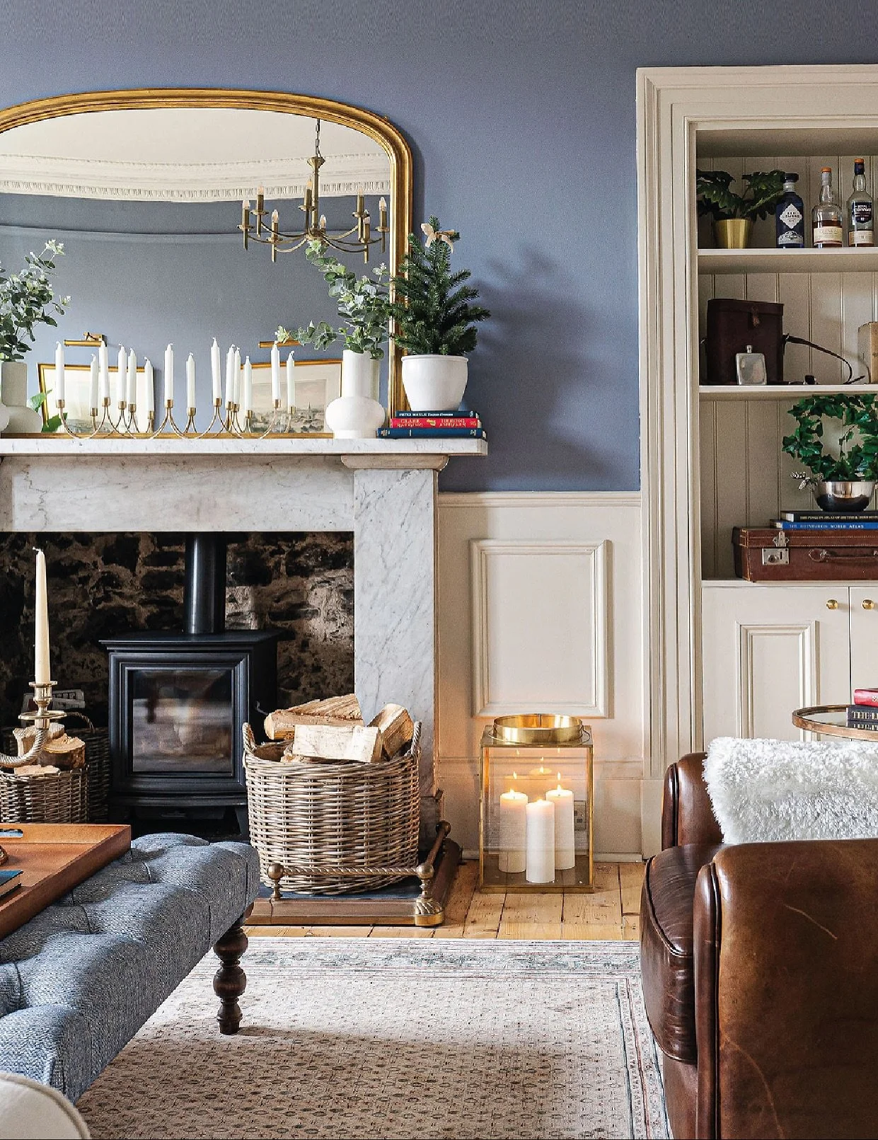 &ldquo;Something old, something new, something borrowed, something blue... &ldquo;

Have had to take an Insta-break (family stuff) but now back and seeing this photo was reminded of this expression. And although here not referring to a wedding, feel 